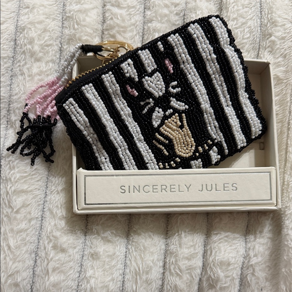 Sincerely Jules Black and White Frenchie Beaded Wristlet